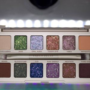 Stoned Vibes Eyeshadow Palette